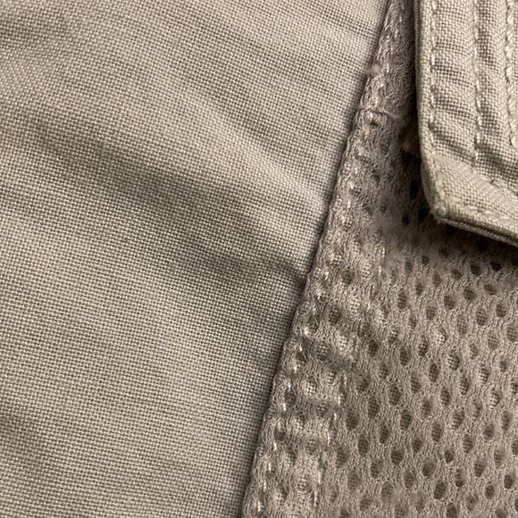 Men’s Columbia XL PFG Shorts Fishing Beige Cargo Utility Shorts Mesh Pockets XL - Picture 14 of 15